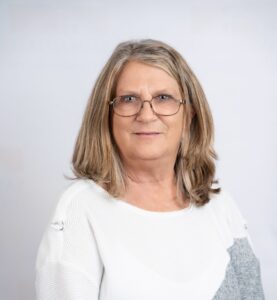 Susan Lindsey Headshot